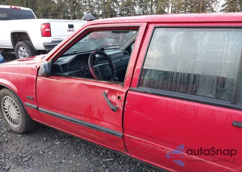 1994 Volvo 940 z USA, uszkodzony, nr VIN YV1JS8619R1177970